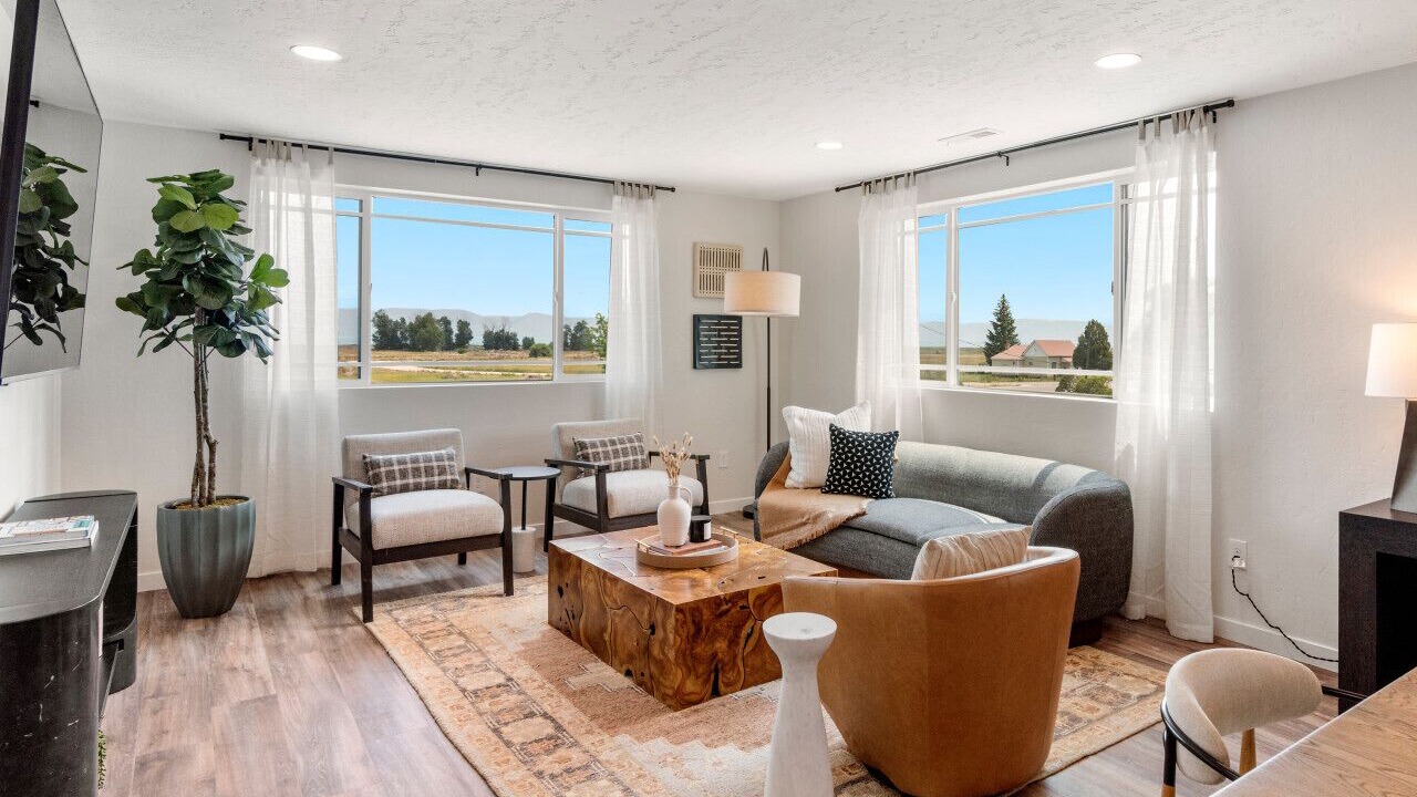 Photo of Livingroom in St. Charles