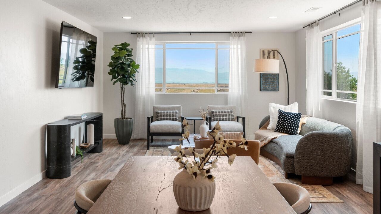 Photo of Livingroom in St. Charles