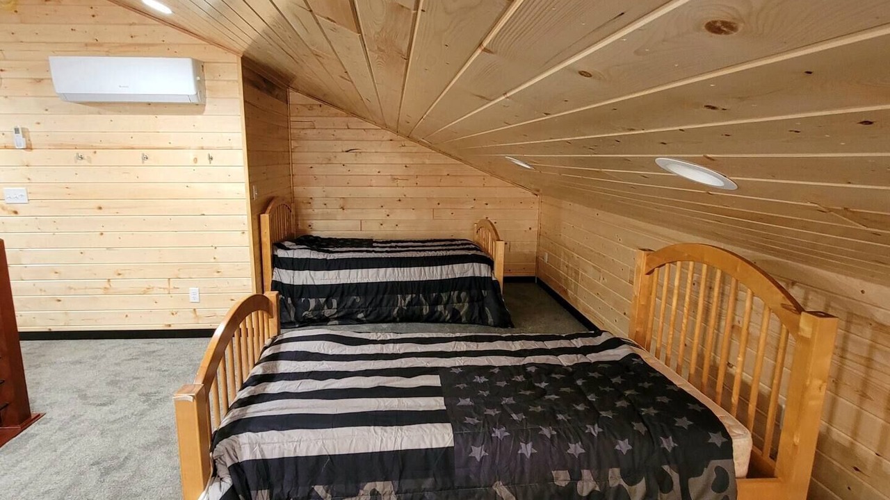 Photo of Bedroom in McLeod