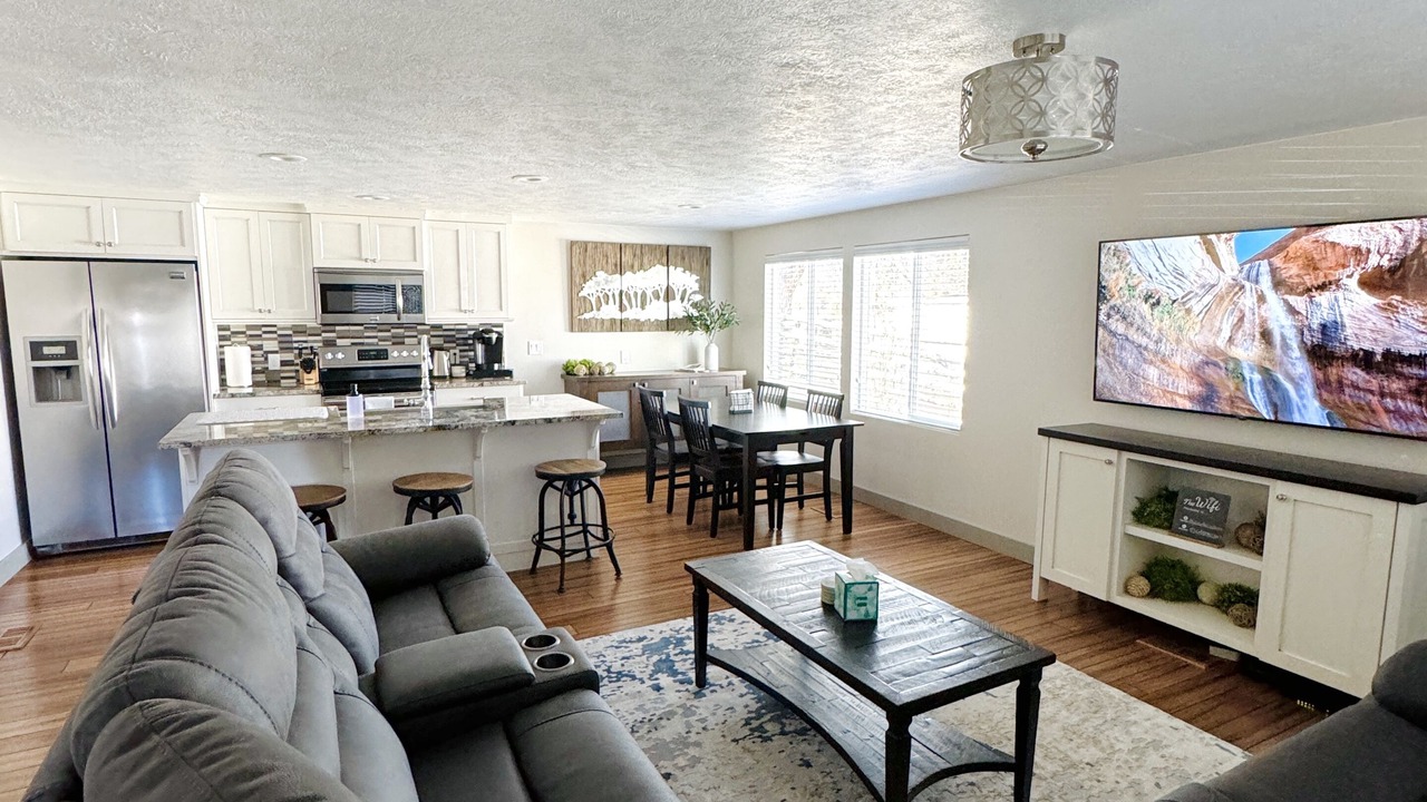 Photo of Livingroom in Escalante
