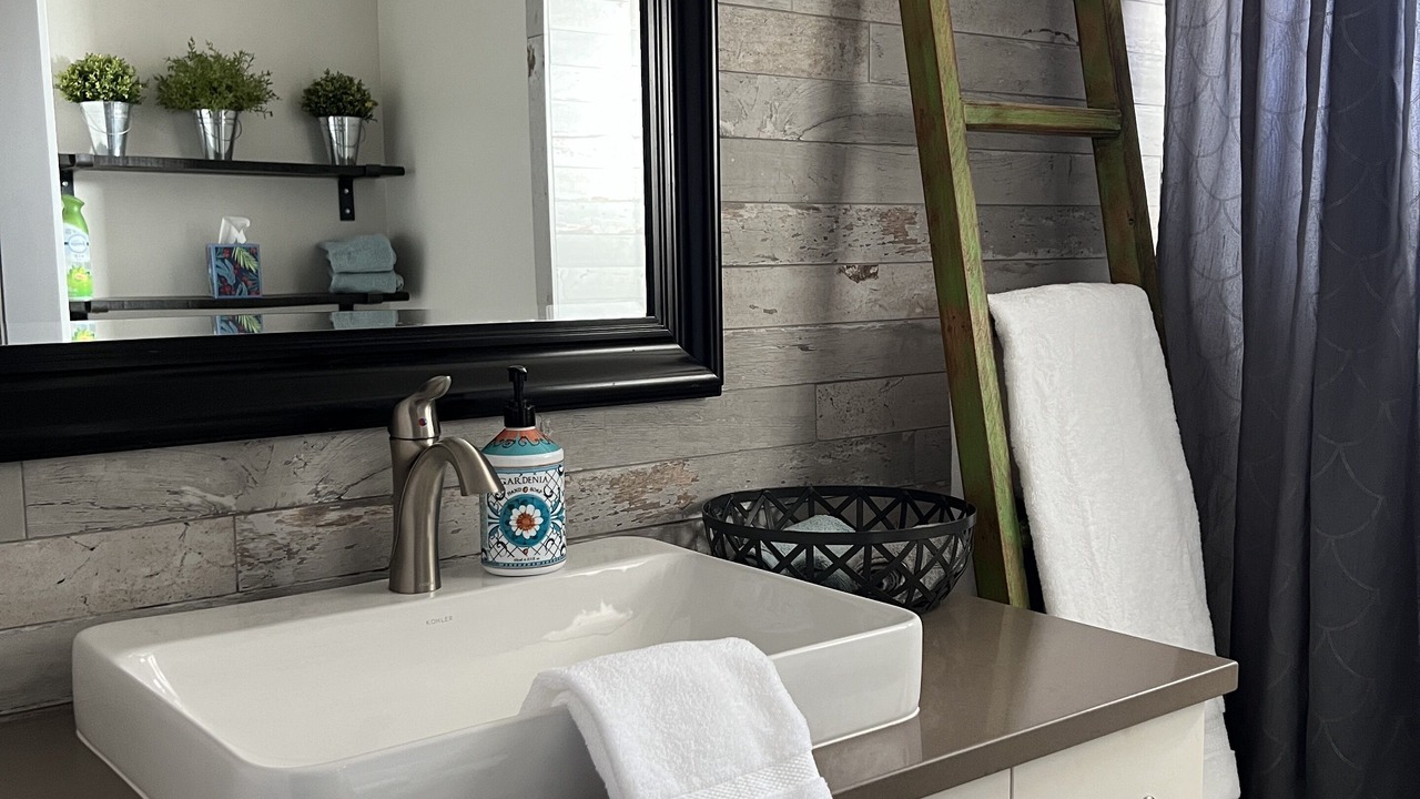 Photo of Bathroom in Escalante