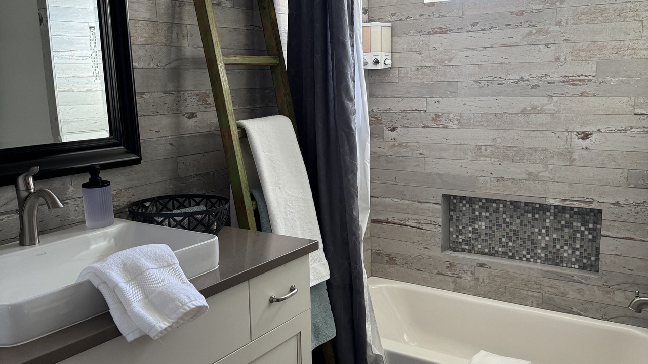 Photo of Bathroom in Escalante
