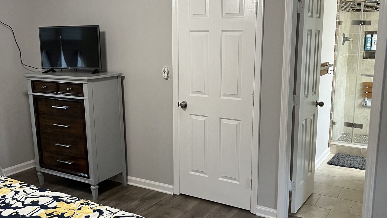 Photo of Bedroom in Bowling Green