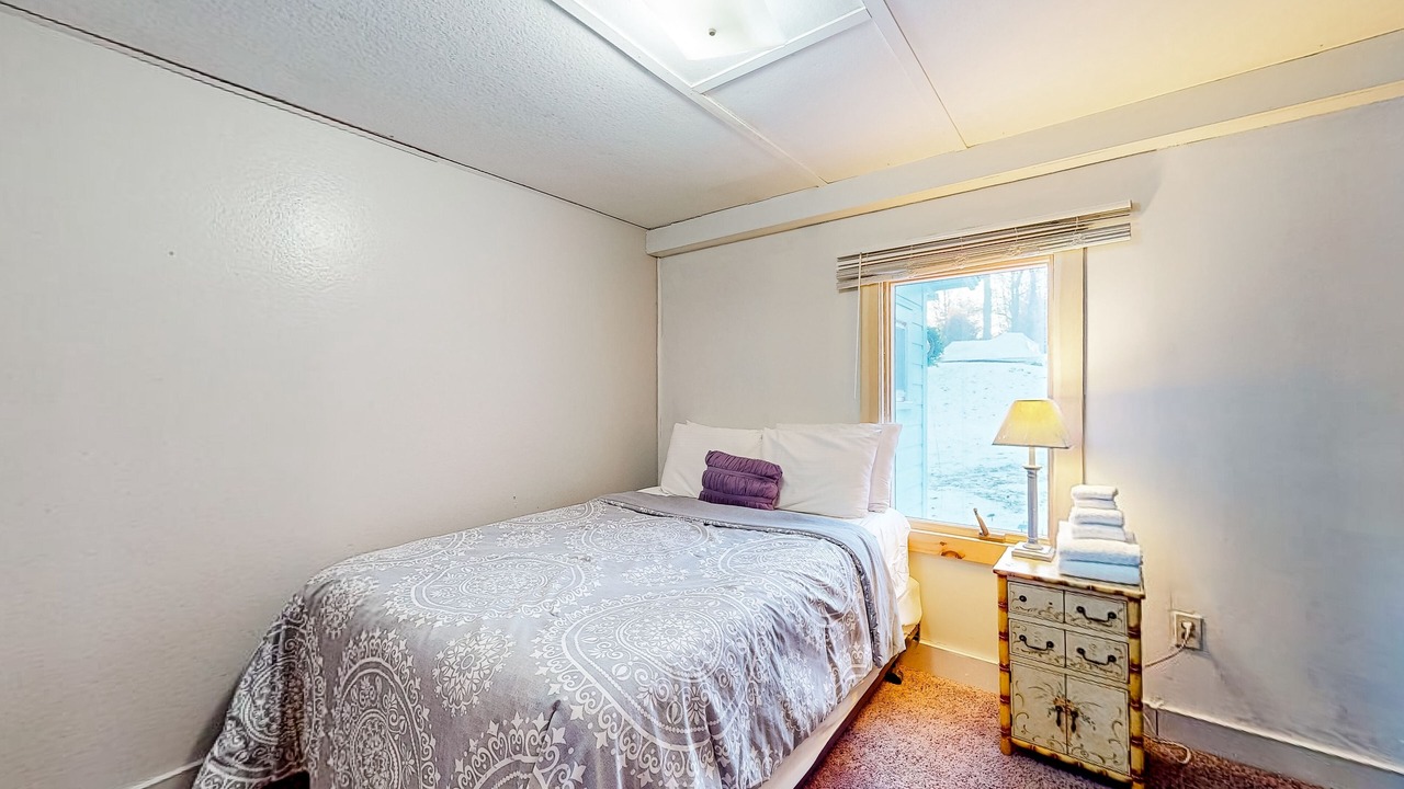Photo of Bedroom in Castleton