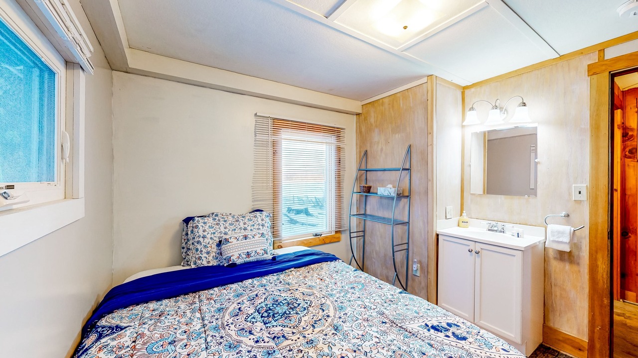 Photo of Bedroom in Castleton