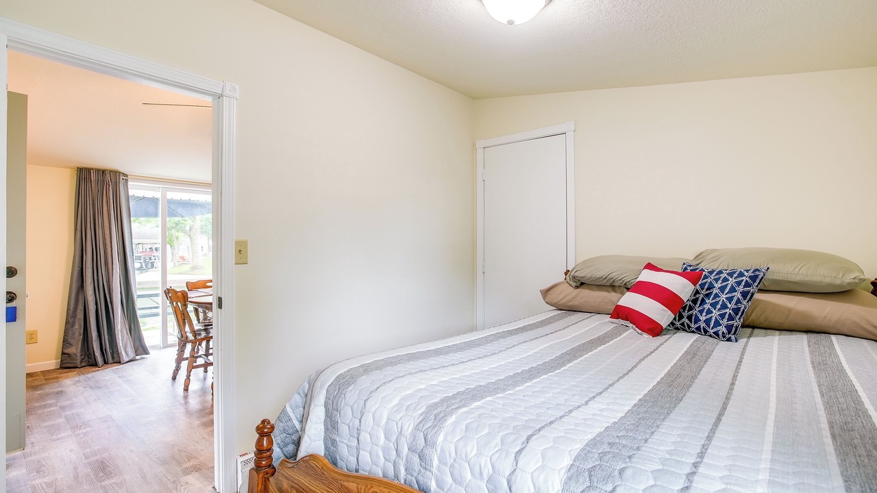 Photo of Bedroom in St. Marys