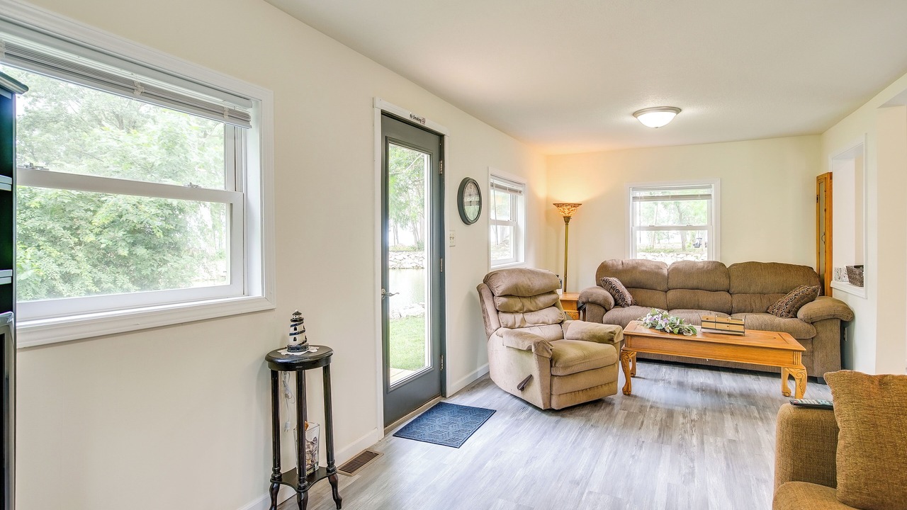 Photo of Livingroom in St. Marys