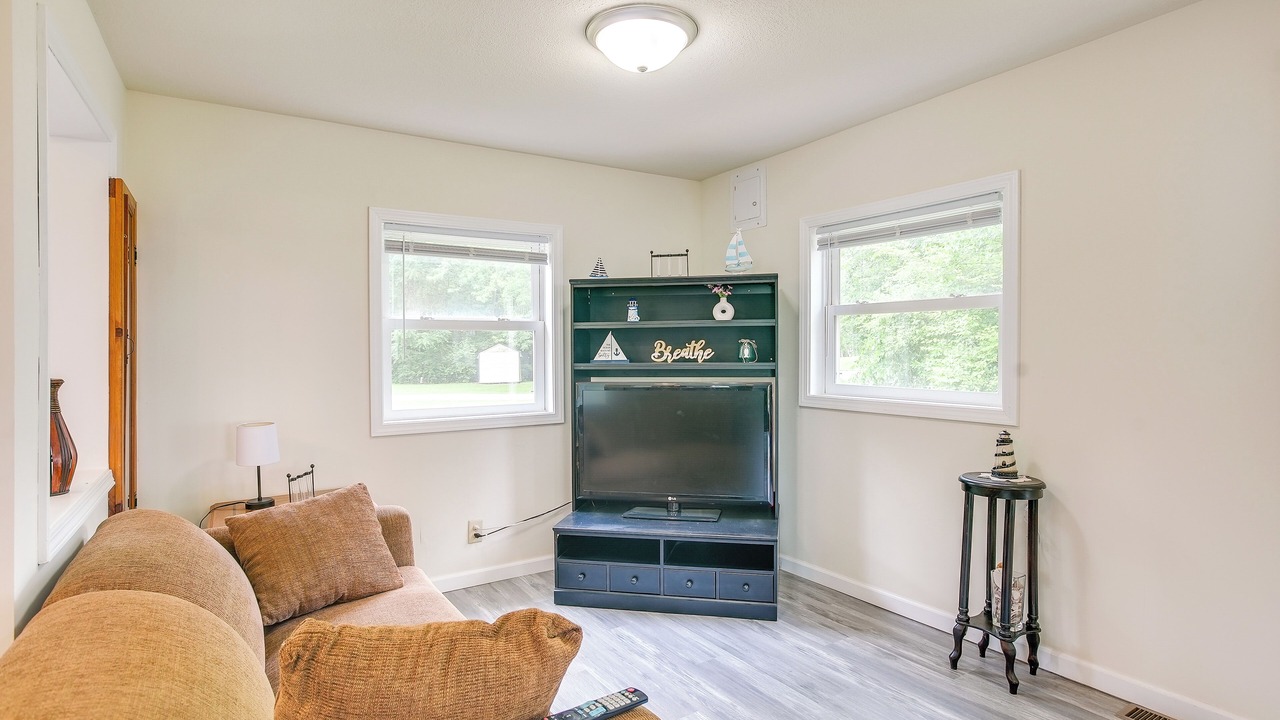 Photo of Livingroom in St. Marys