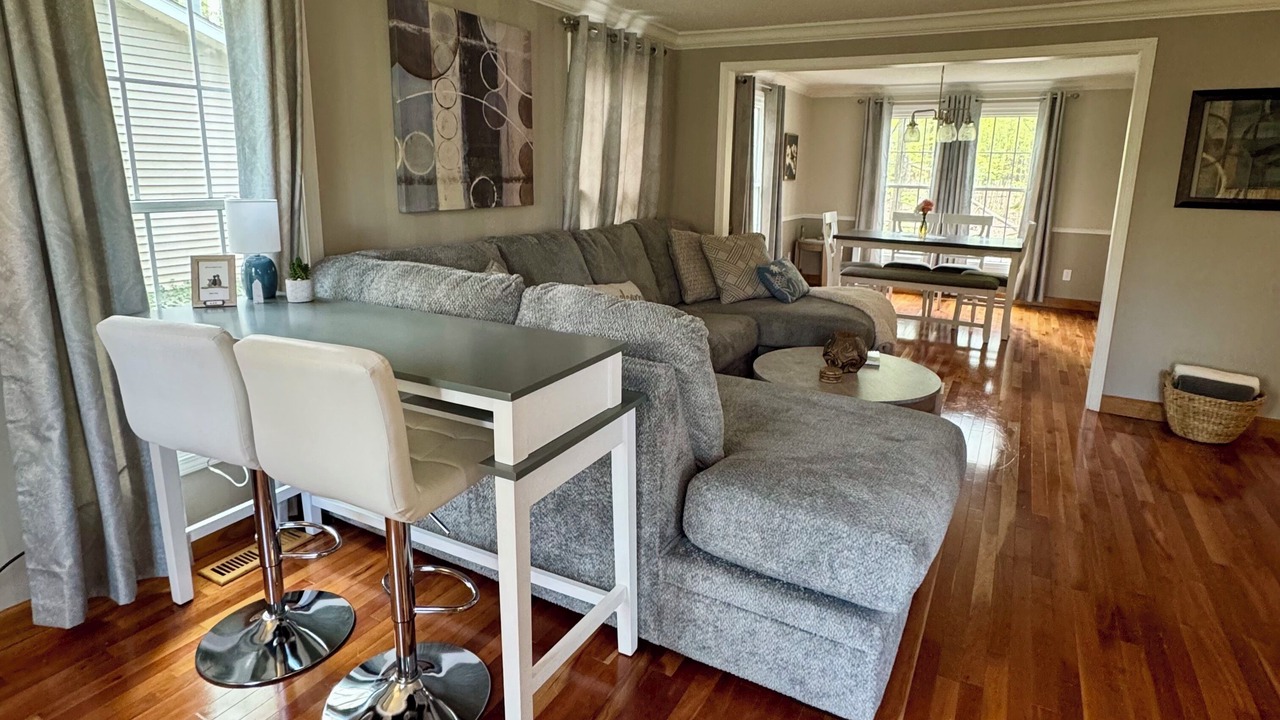 Photo of Livingroom in Bryan
