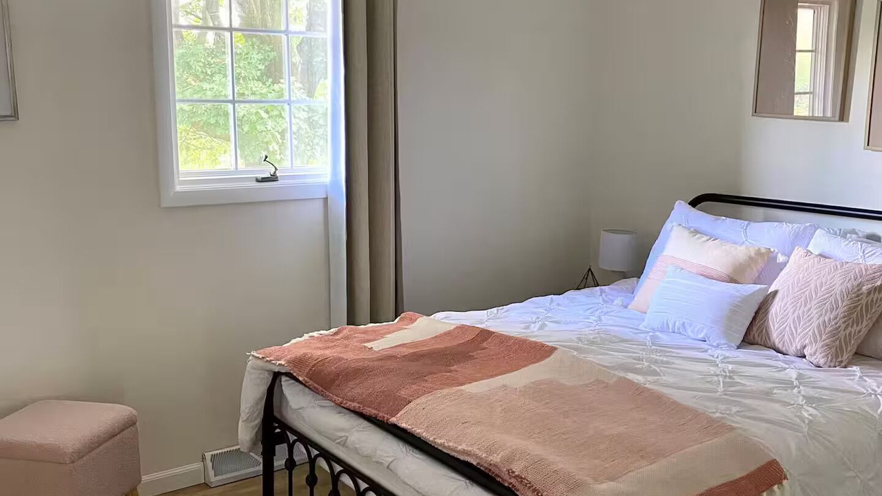 Photo of Bedroom in Walnut Creek