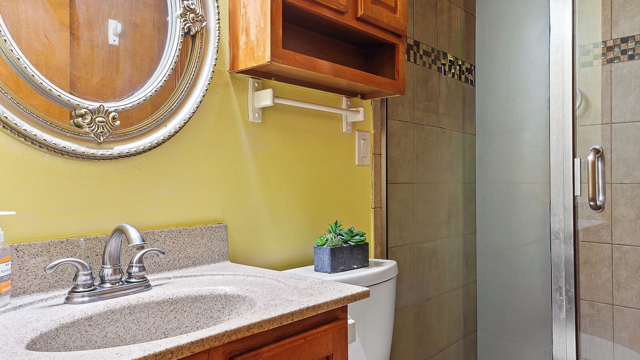 Photo of Bathroom in Warren