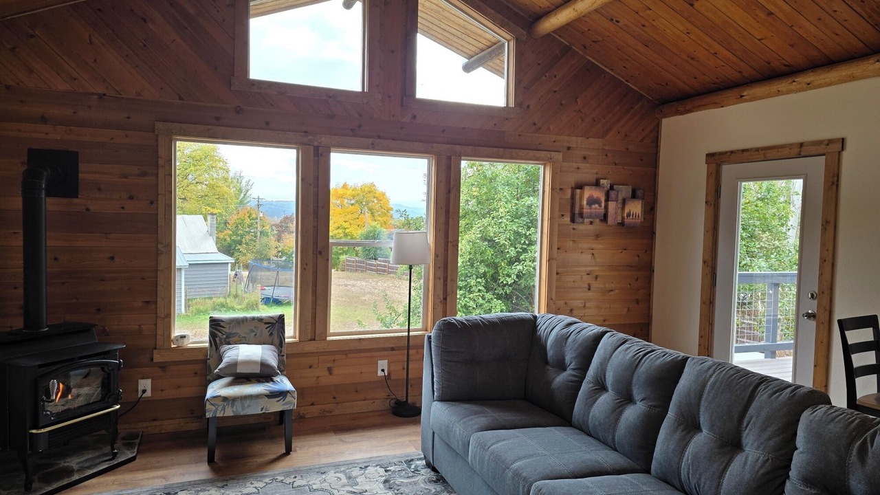Photo of Livingroom in Bonners Ferry