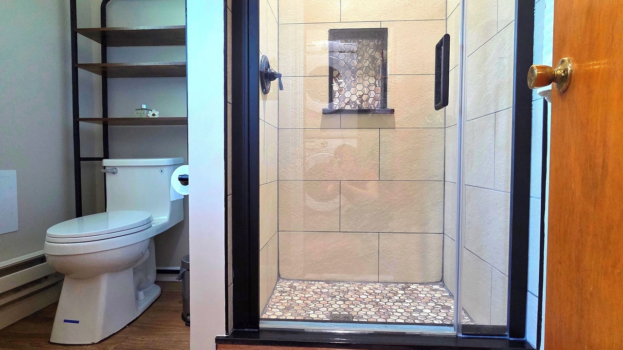 Photo of Bathroom in Beach Lake