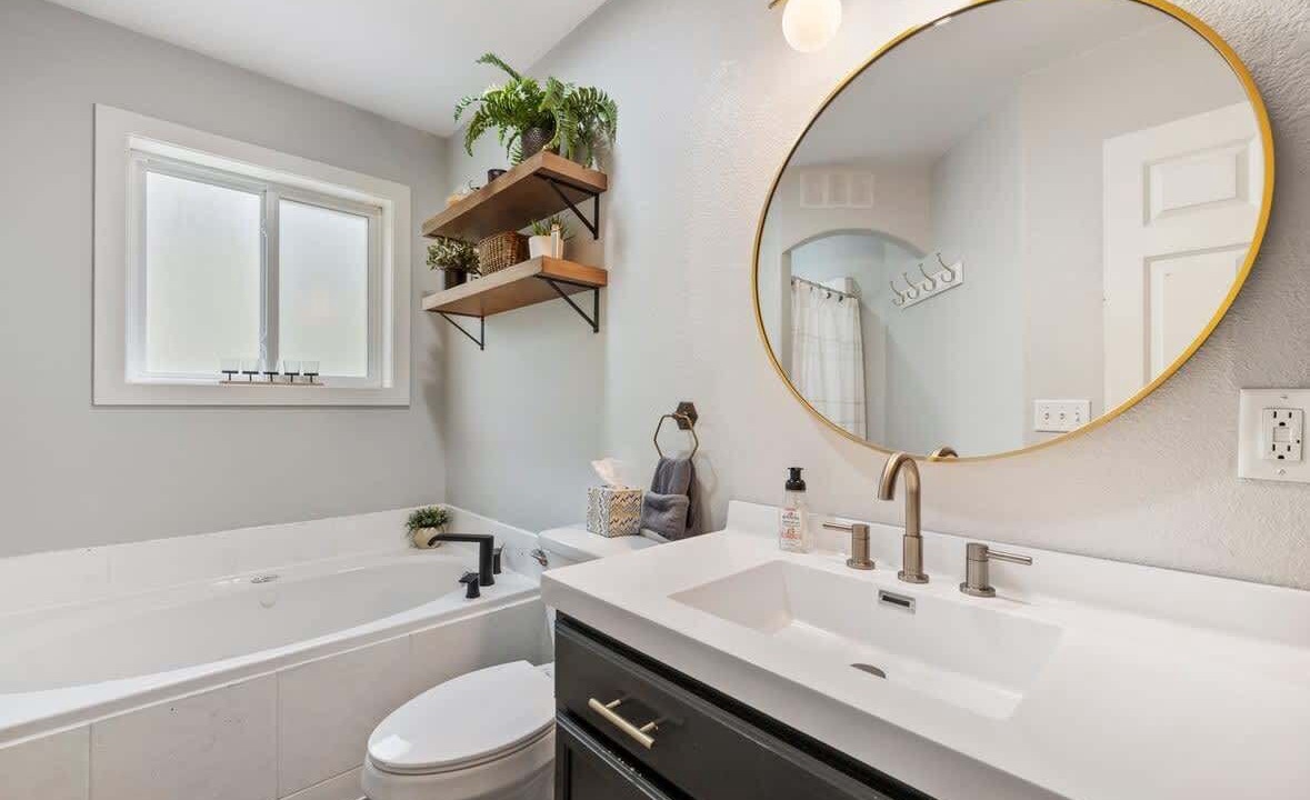 Photo of Bathroom in Spearfish