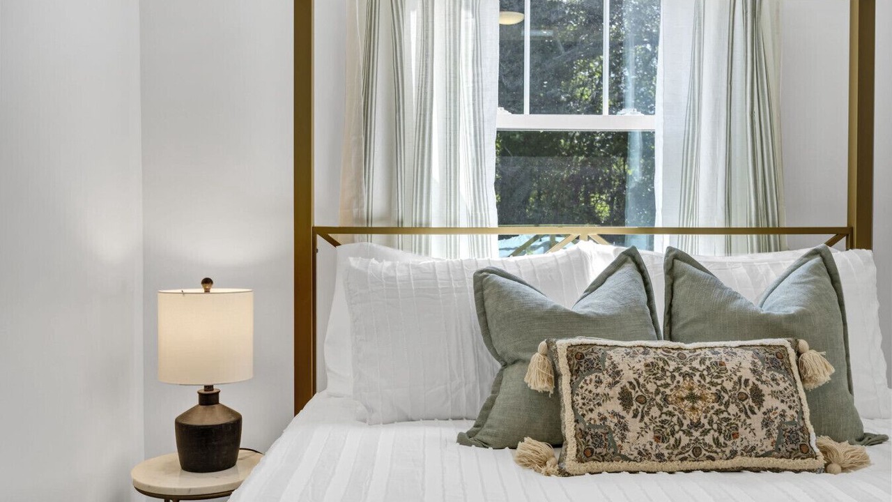 Photo of Bedroom in State Park