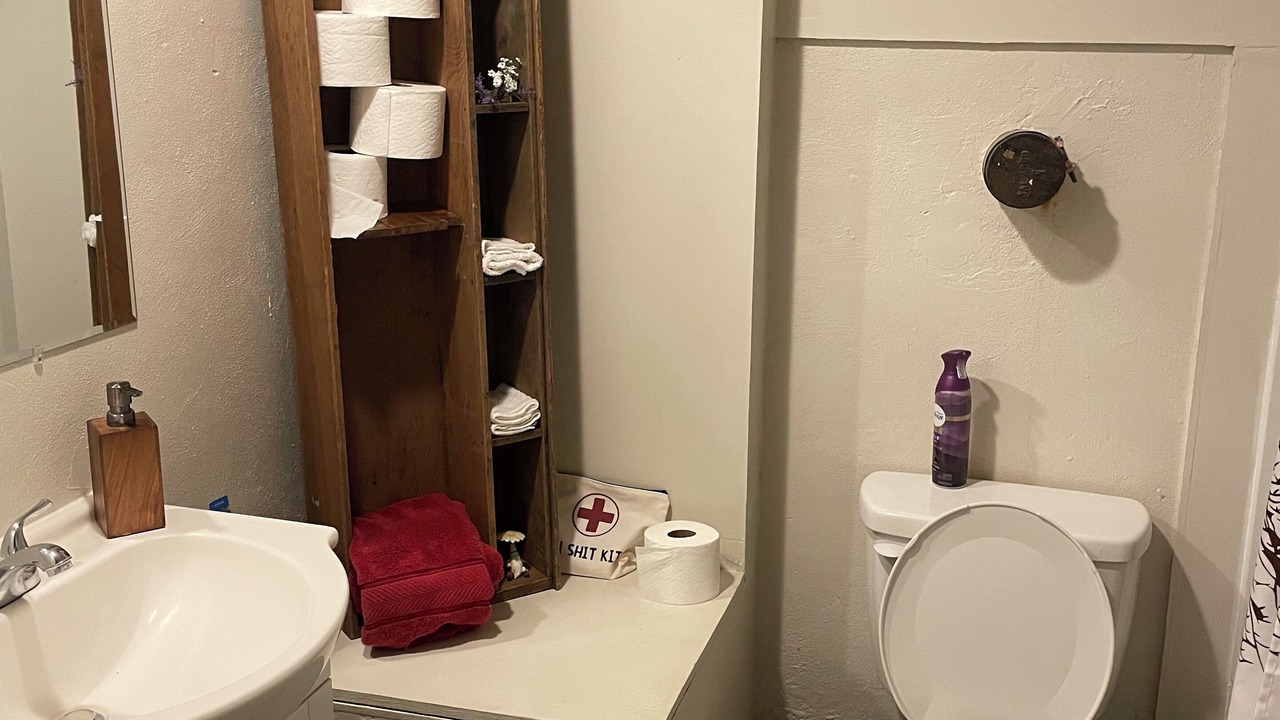 Photo of Bathroom in Glenns Ferry