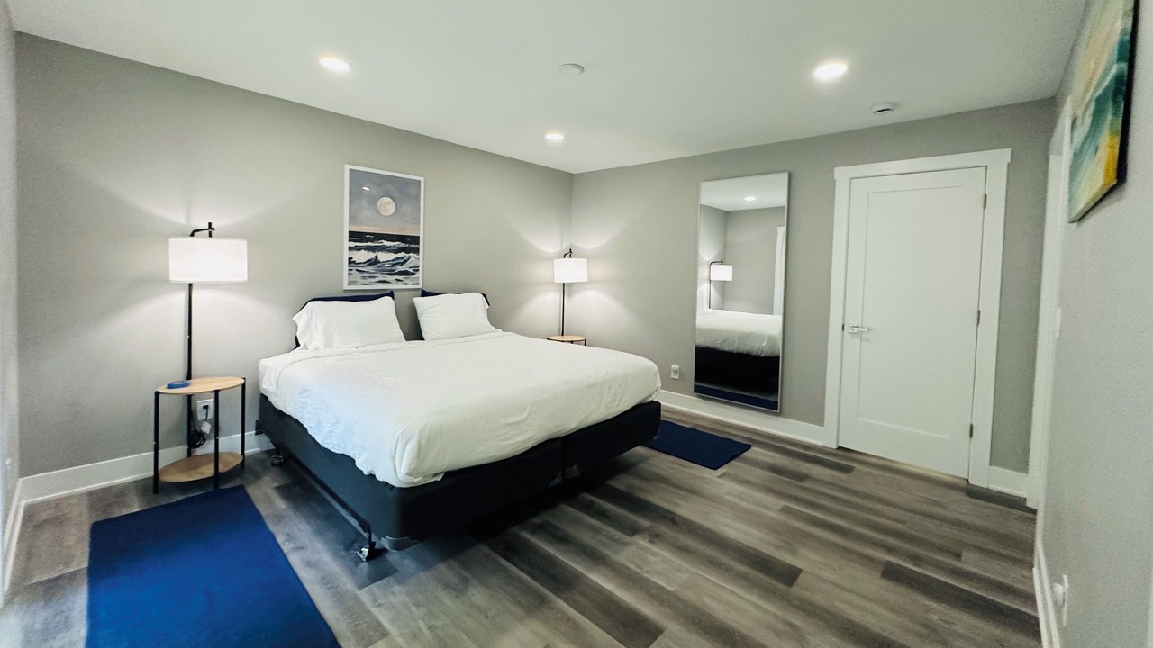 Photo of Bedroom in Willoughby Hills