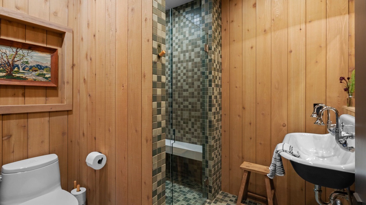 Photo of Bathroom in Livingston