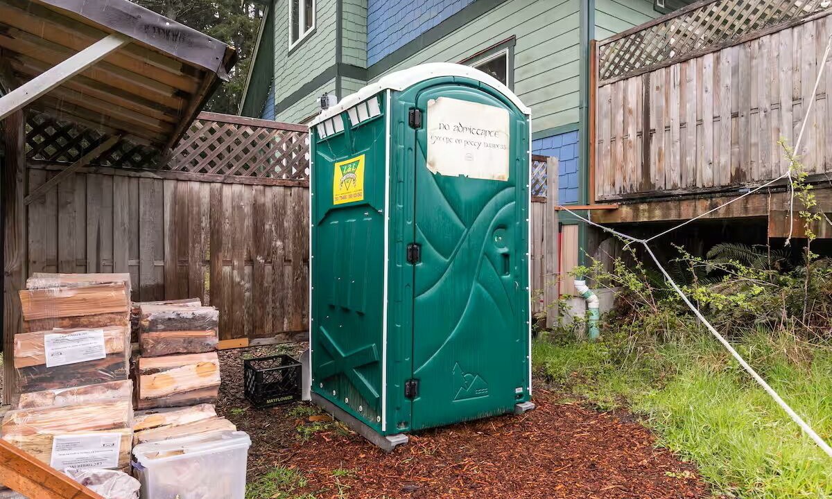 Photo of Outdoor in Rollingbay