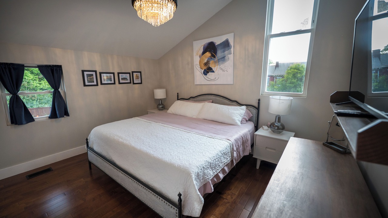 Photo of Bedroom in Avondale