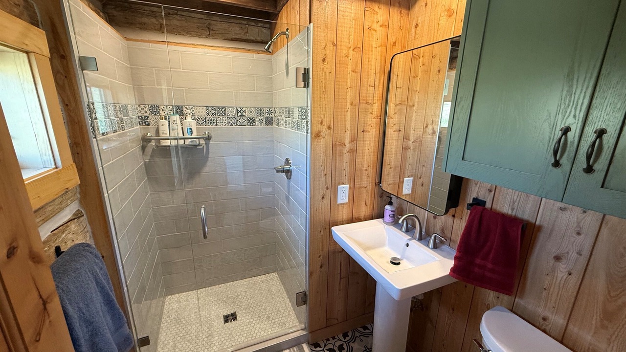 Photo of Bathroom in Ennis