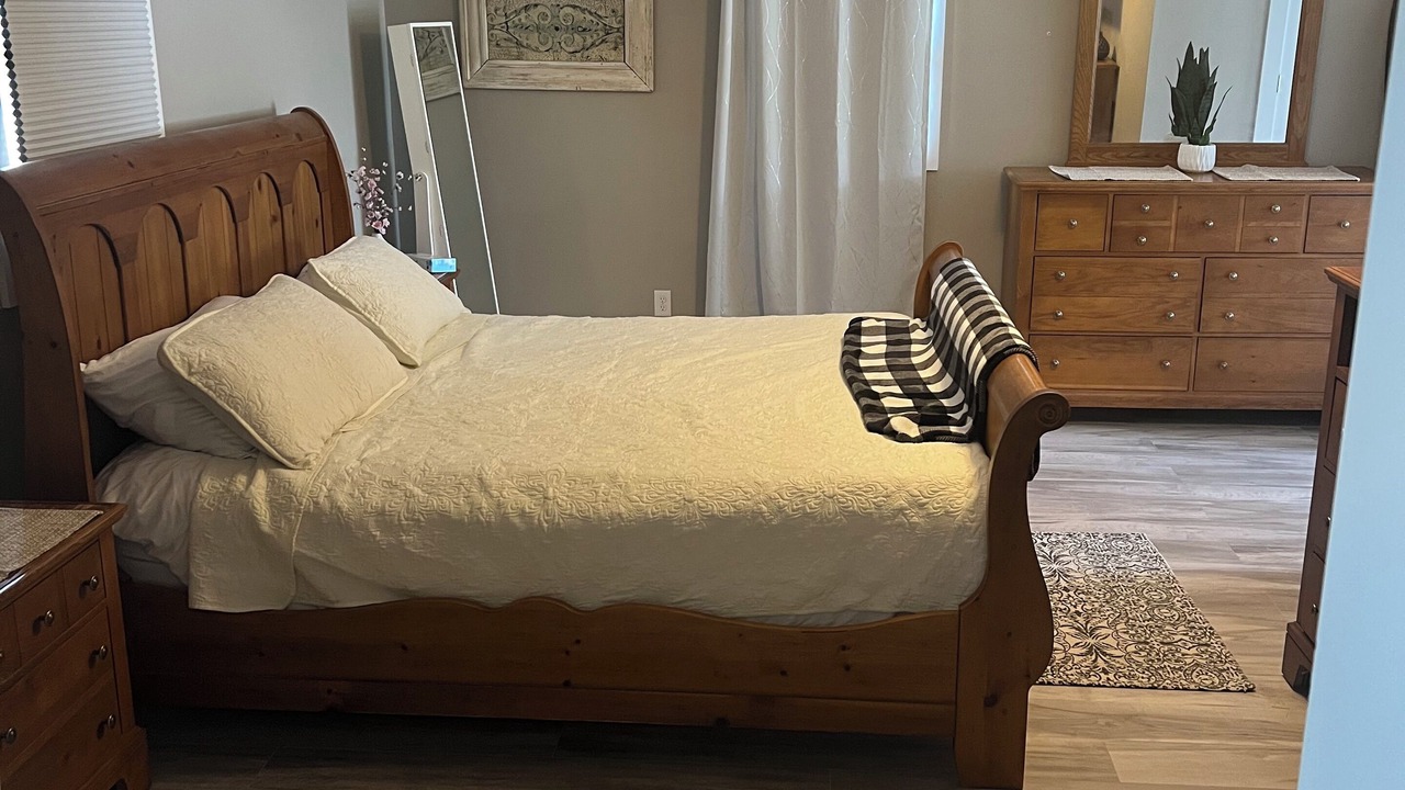 Photo of Bedroom in Seelyville