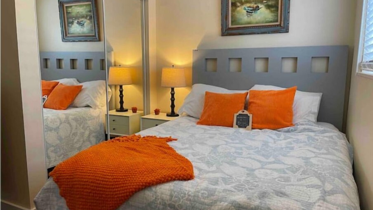 Photo of Bedroom in South Mission Beach