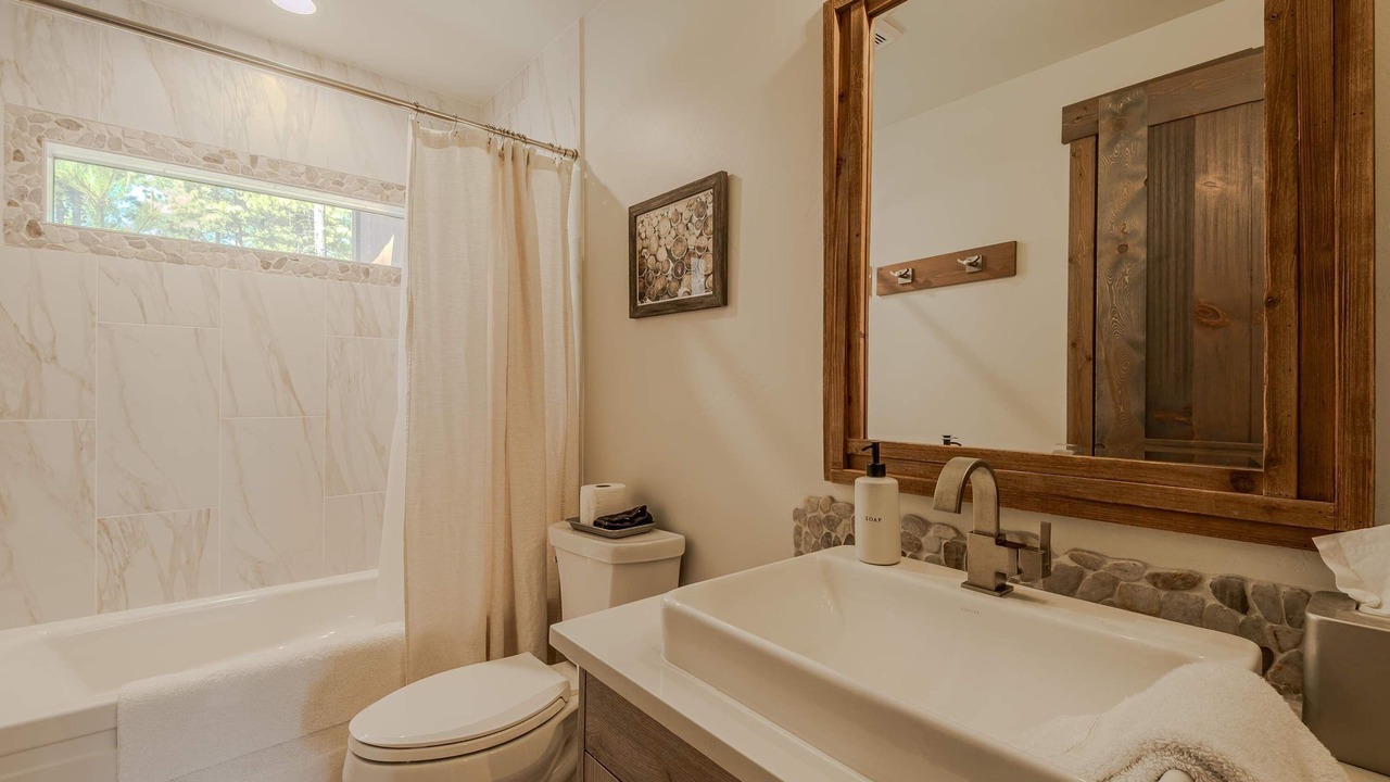 Photo of Bathroom in Eureka