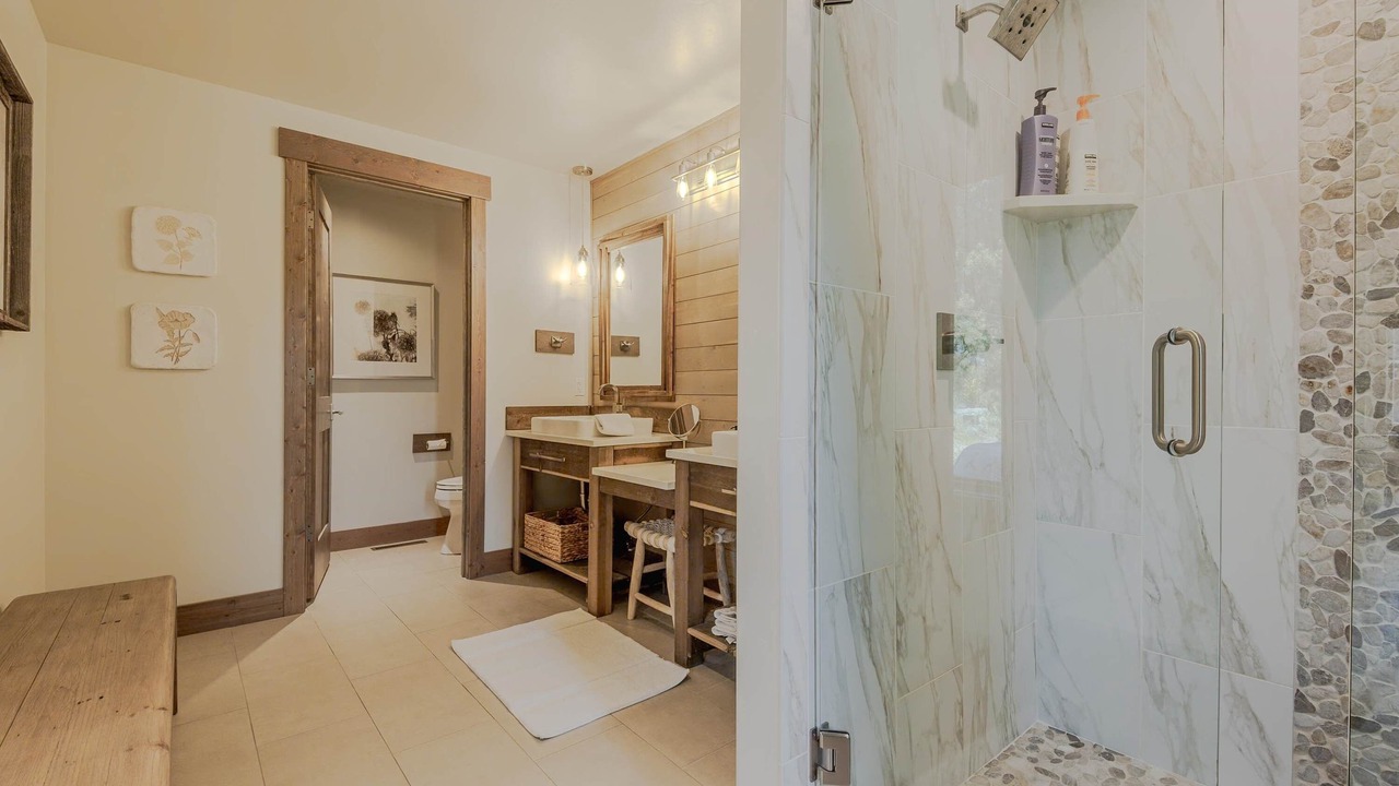 Photo of Bathroom in Eureka