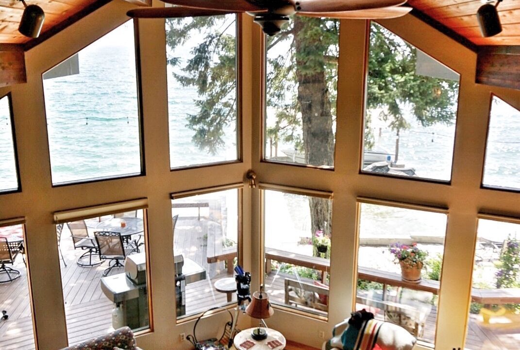 Photo of Livingroom in Lakeside