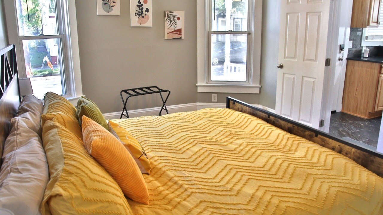 Photo of Bedroom in Lakewood