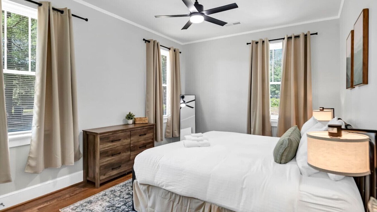 Photo of Bedroom in Shandon