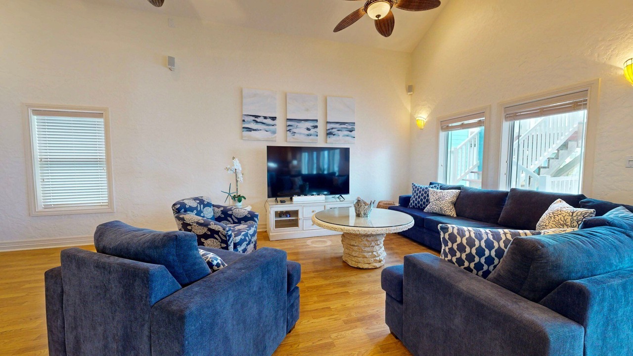 Photo of Livingroom in Sand Point