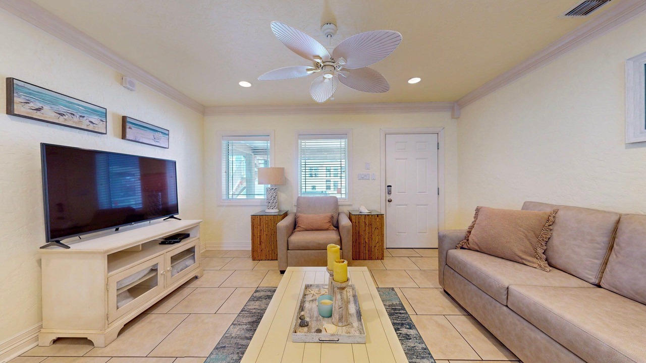 Photo of Livingroom in Sand Point