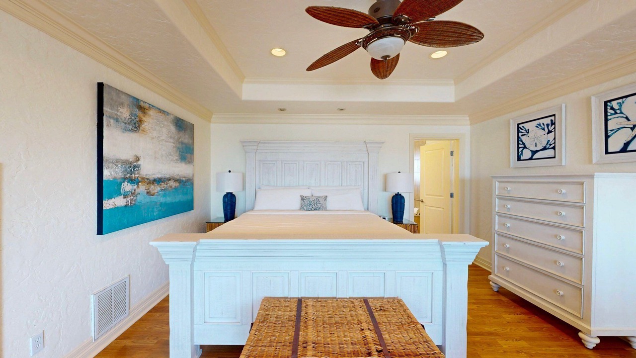Photo of Bedroom in Sand Point