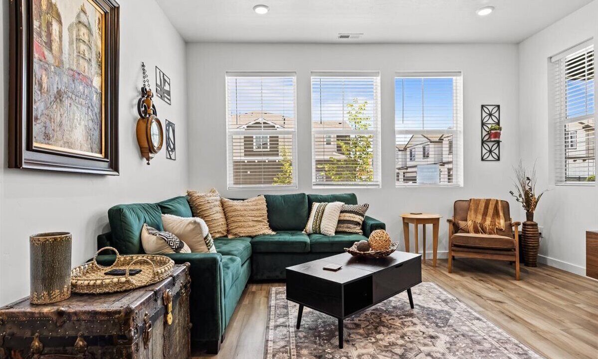 Photo of Livingroom in Eagle