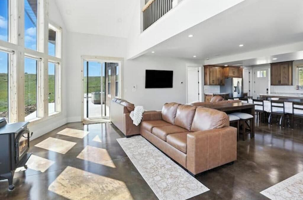 Photo of Livingroom in Fish Haven