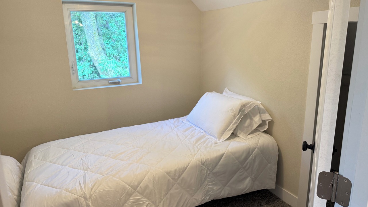 Photo of Bedroom in Barrett
