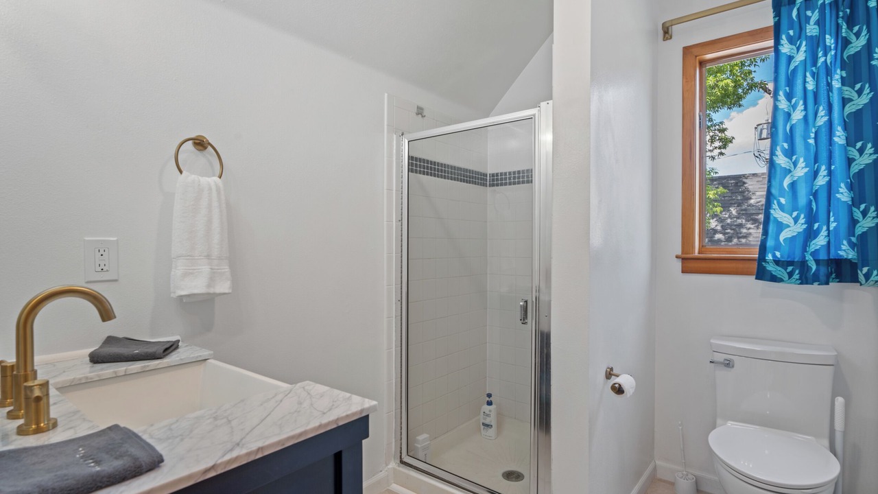 Photo of Bathroom in University District
