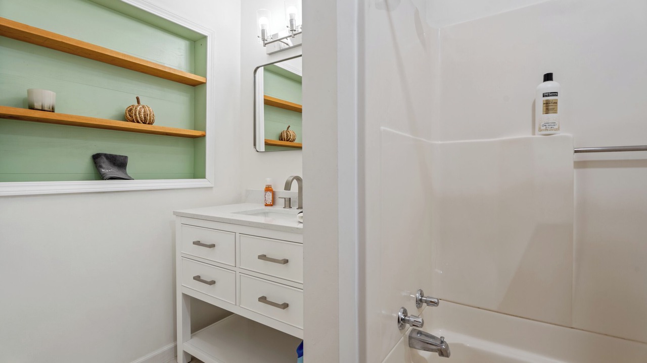 Photo of Bathroom in University District