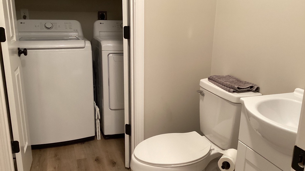 Photo of Bathroom in Counce