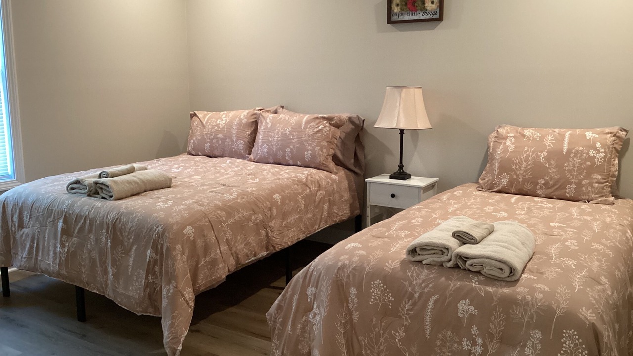 Photo of Bedroom in Counce