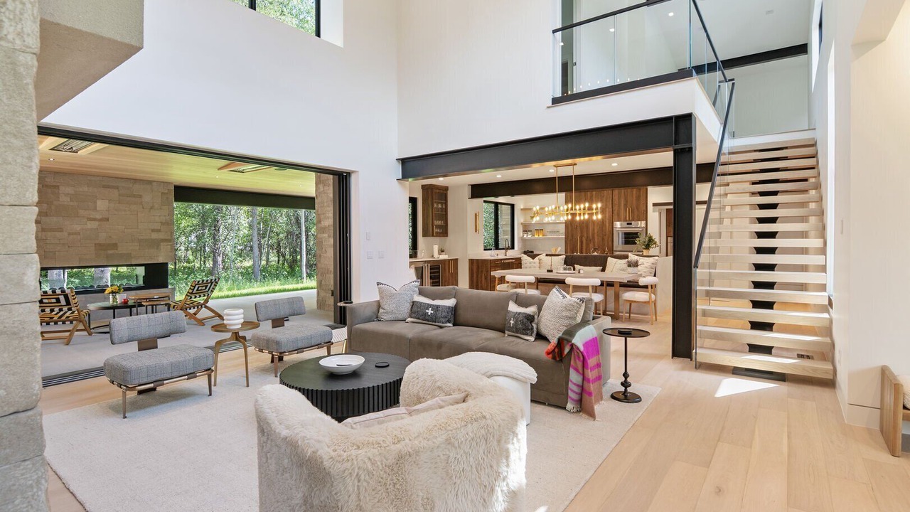 Photo of Livingroom in Moose Wilson Road