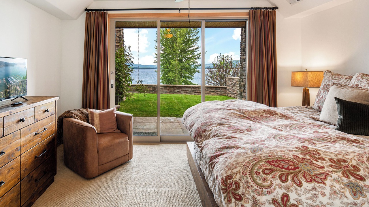 Photo of Bedroom in Ponder Point