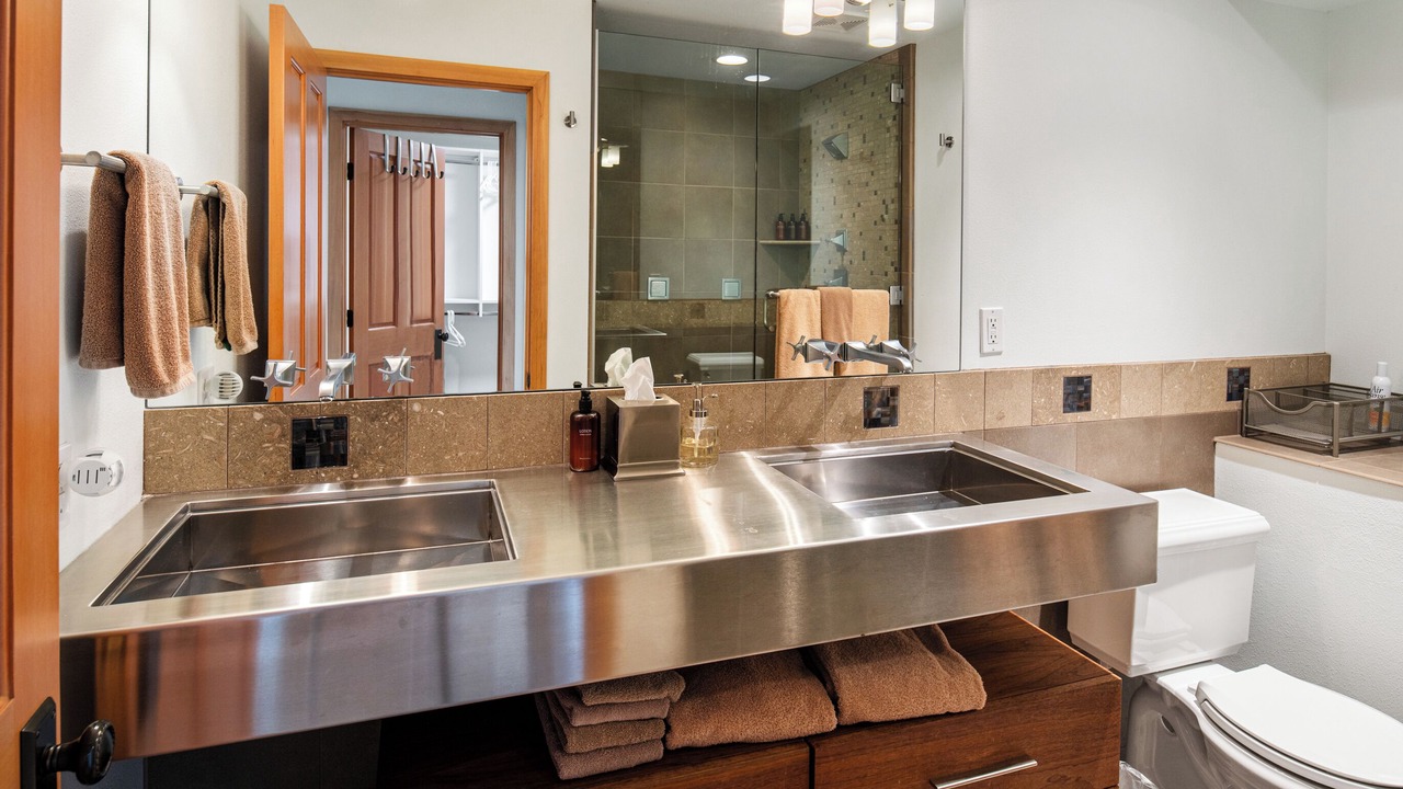 Photo of Bathroom in Ponder Point