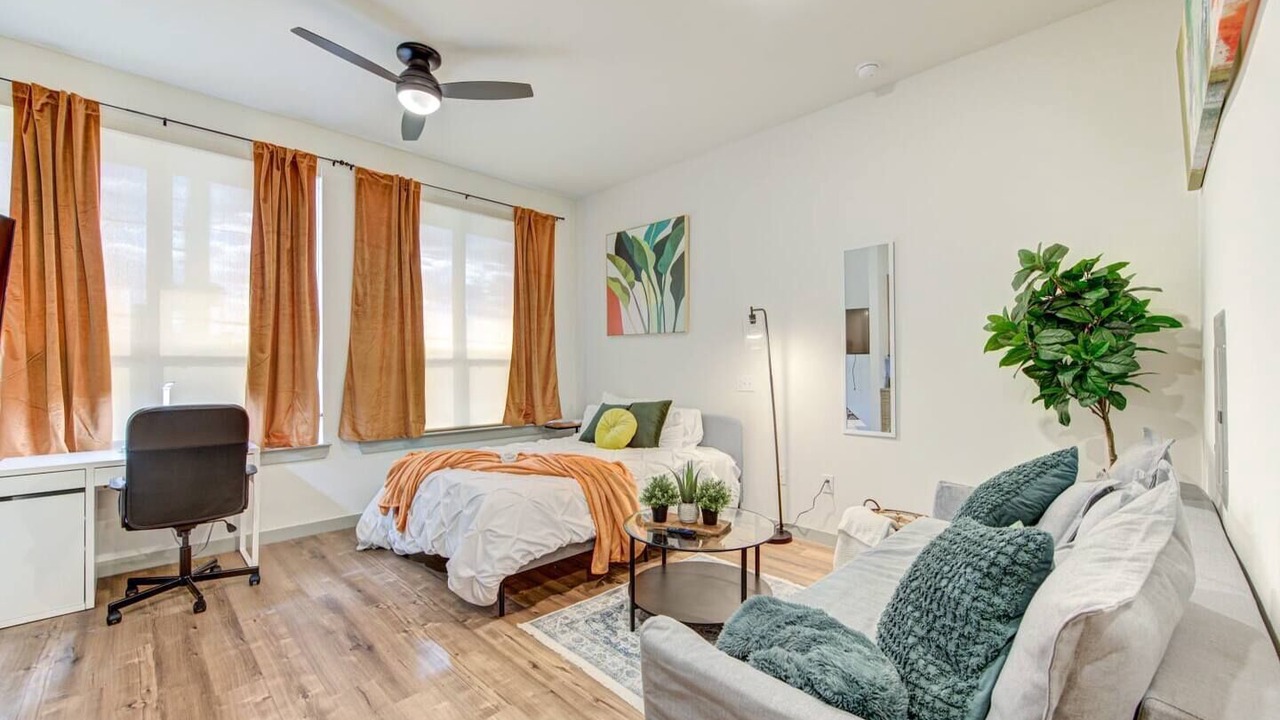 Photo of Bedroom in Washington Ave./ Memorial Park