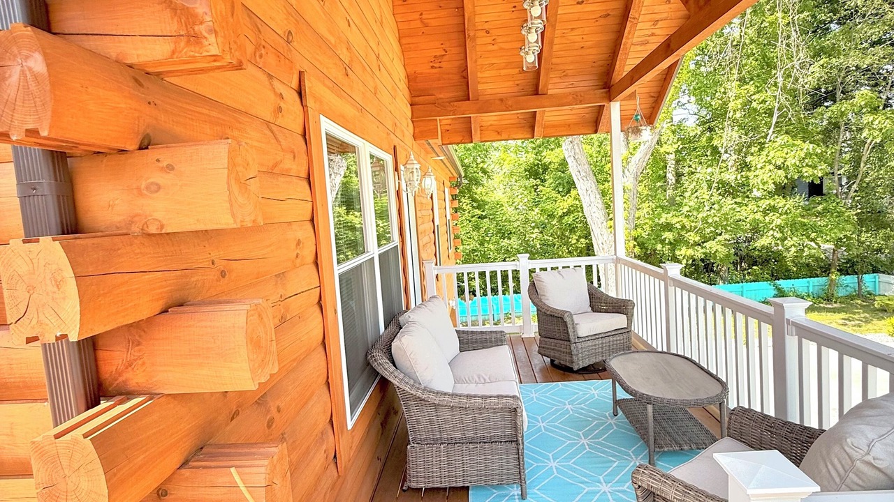 Photo of Patio Balcony in Portage Lakes