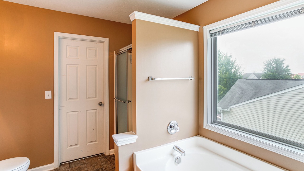 Photo of Bathroom in Huntcliff