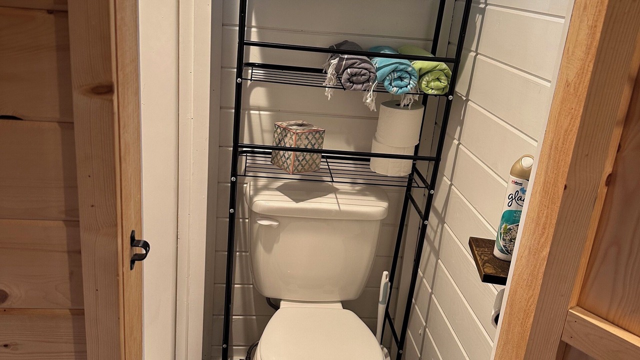 Photo of Bathroom in Twin Lakes