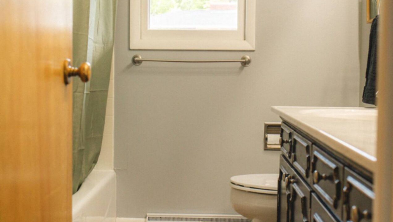 Photo of Bathroom in Rimrock